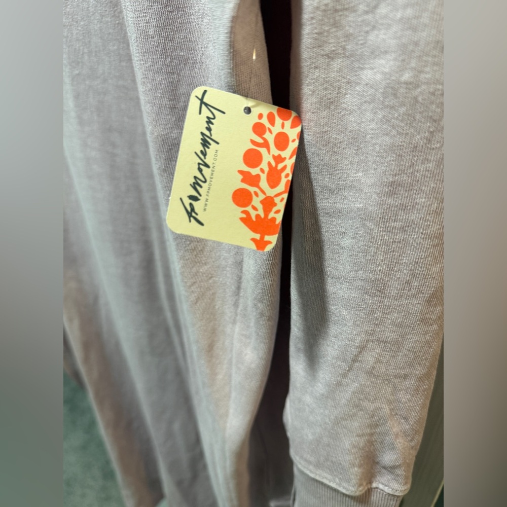 ⭐️SOLD⭐️NWT Free People Movement  Long Game Tunic Layer - Picture 6 of 15